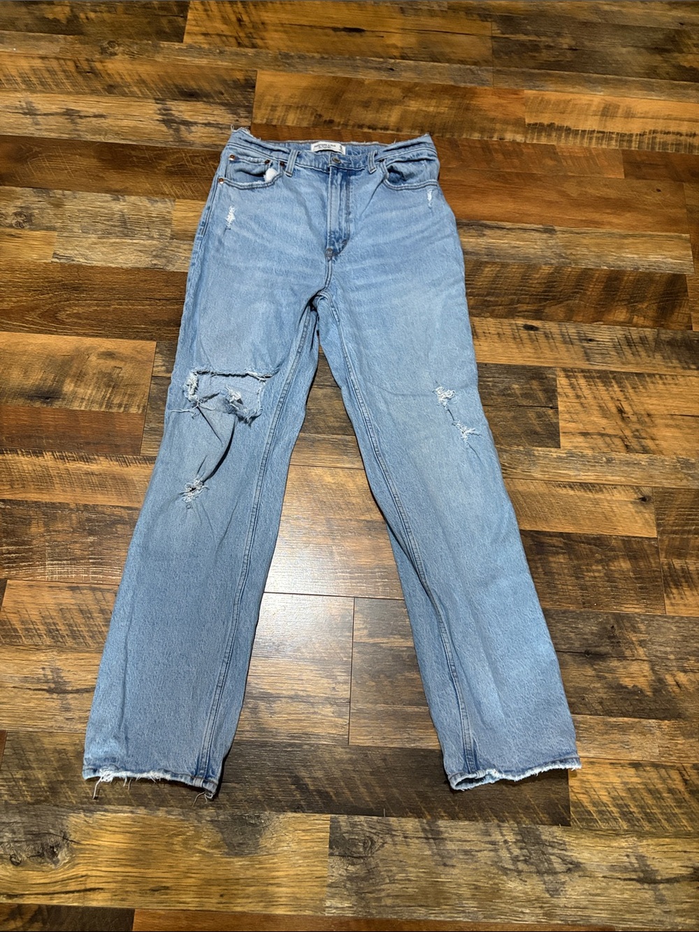 Abercrombie Fitch 90s Straight Ultra High Rise Jeans Women 8R Blue Distressed